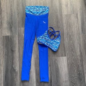 DragonflyBrand Sports Bra Top and Leggings Set up